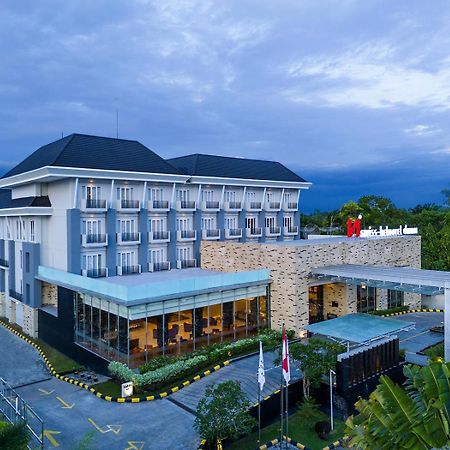 Swiss-Belhotel Danum Palangkaraya Extérieur photo