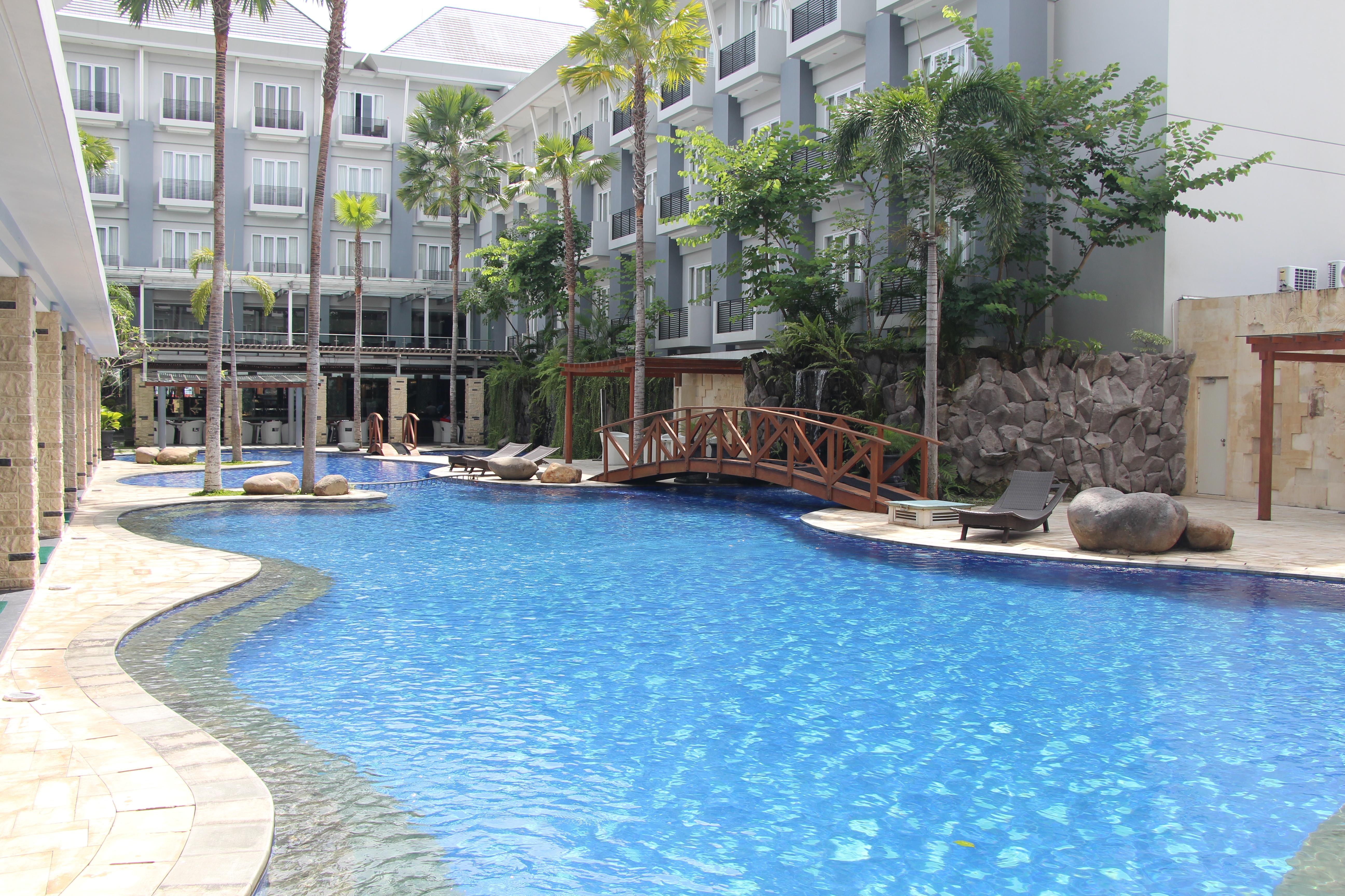 Swiss-Belhotel Danum Palangkaraya Extérieur photo