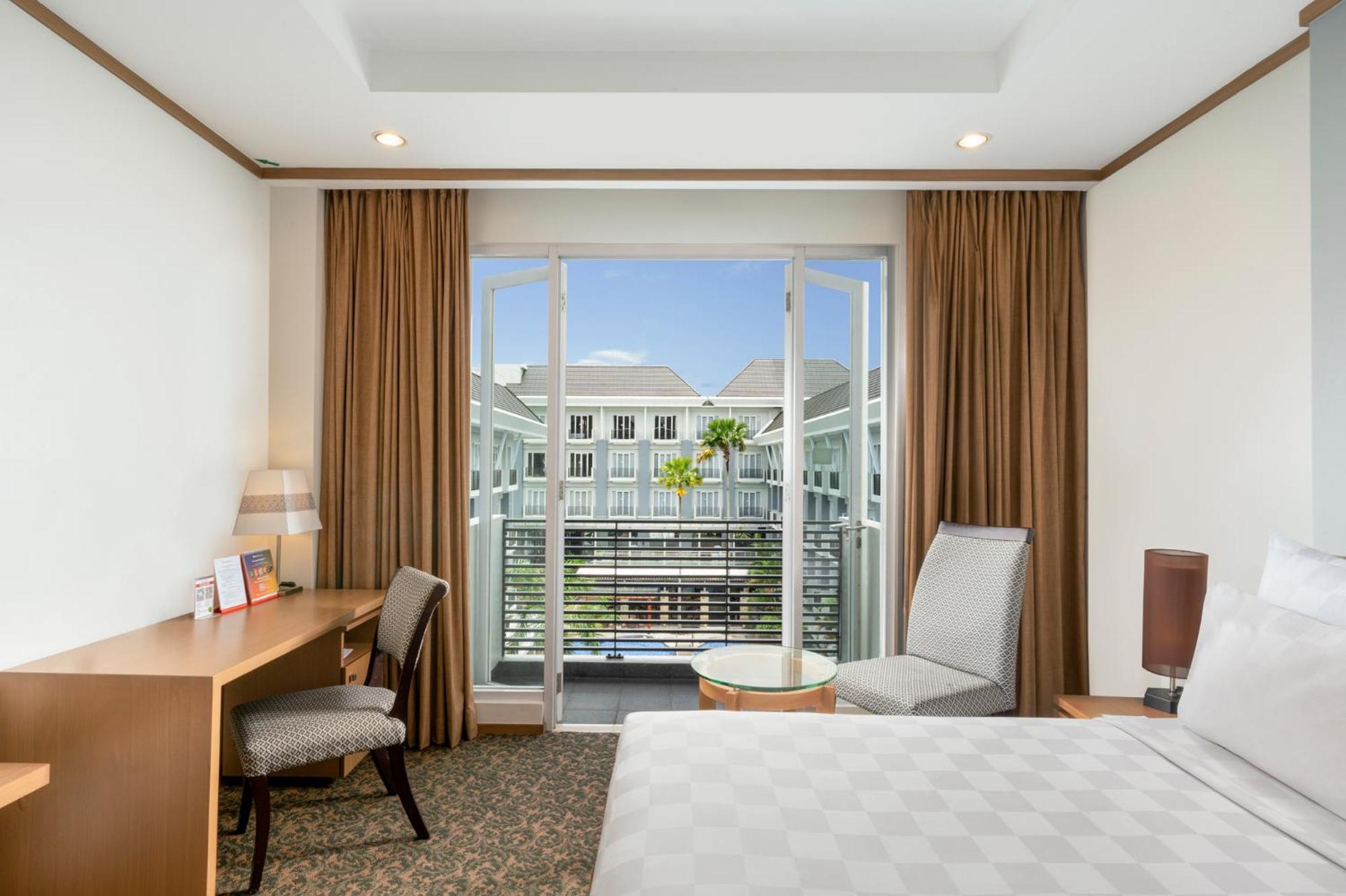 Swiss-Belhotel Danum Palangkaraya Extérieur photo