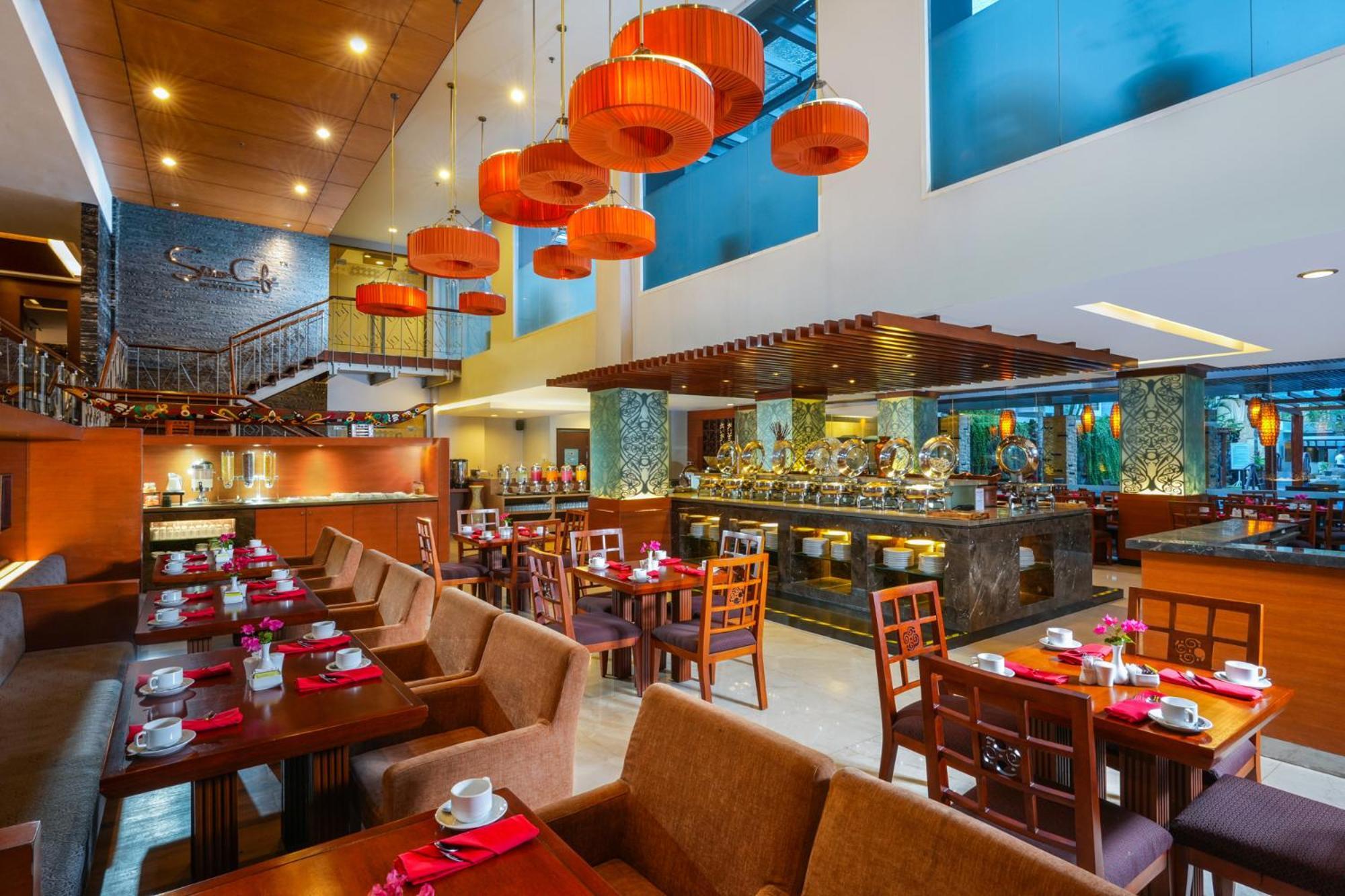 Swiss-Belhotel Danum Palangkaraya Extérieur photo